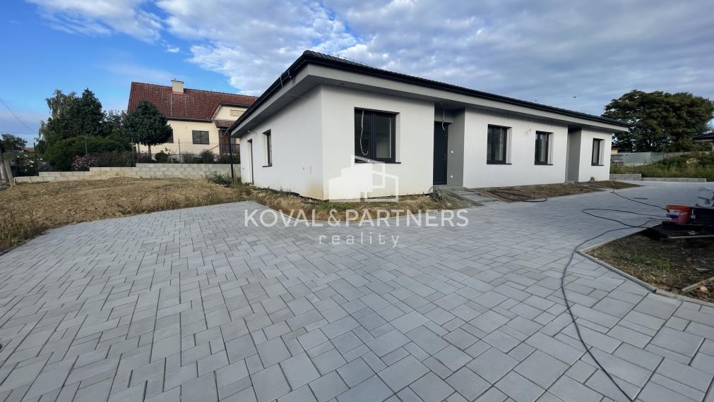 Novostavba 4 izbového rodinného domu v Janíkovciach HOLODOM