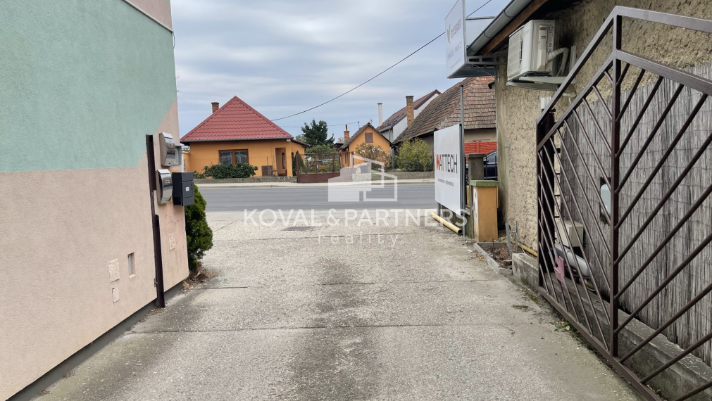 Prenájom 1 izbového bytu v Dolných Krškanoch