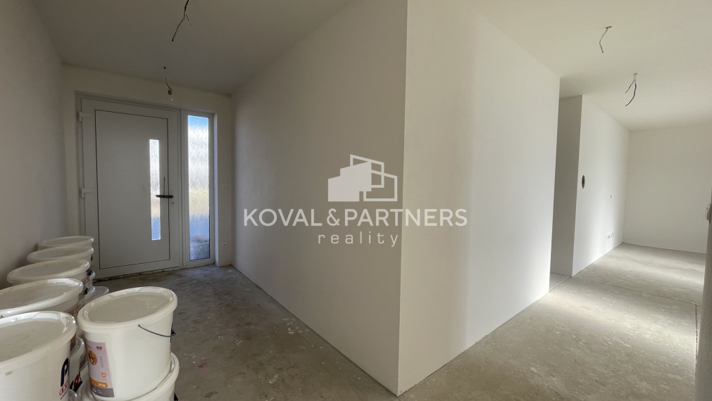 4 izbová novostavba Bungalovu - Veľké Zálužie