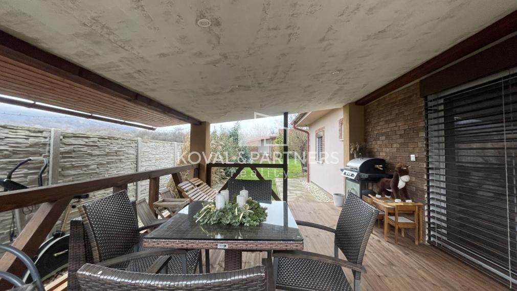 Útulný 3 izbový rodinný dom v Kolíňanoch