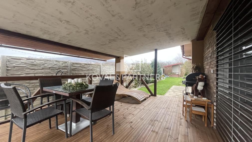 Útulný 3 izbový rodinný dom v Kolíňanoch