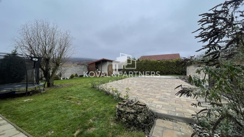 Útulný 3 izbový rodinný dom v Kolíňanoch