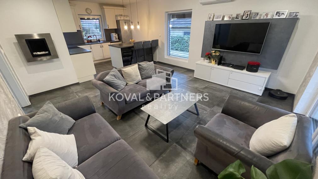 Útulný 3 izbový rodinný dom v Kolíňanoch