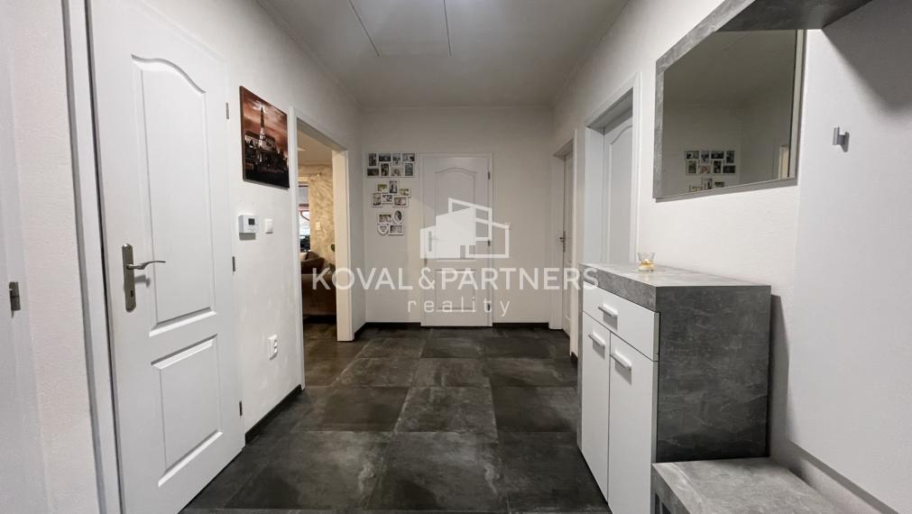 Útulný 3 izbový rodinný dom v Kolíňanoch