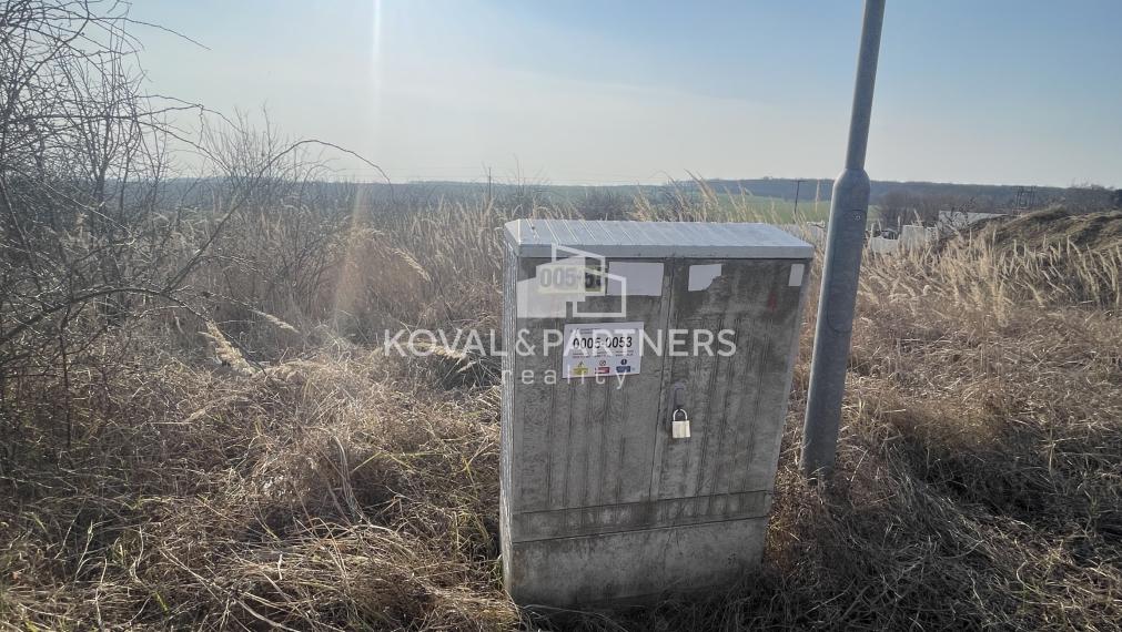 Na predaj orná pôda 3706 m2