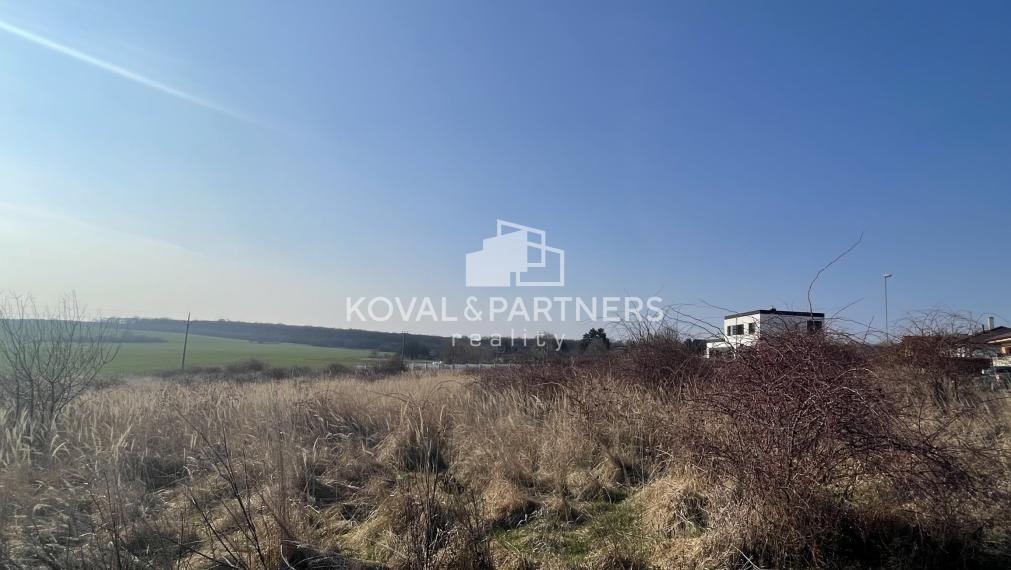 Na predaj pozemok Nový Cabaj