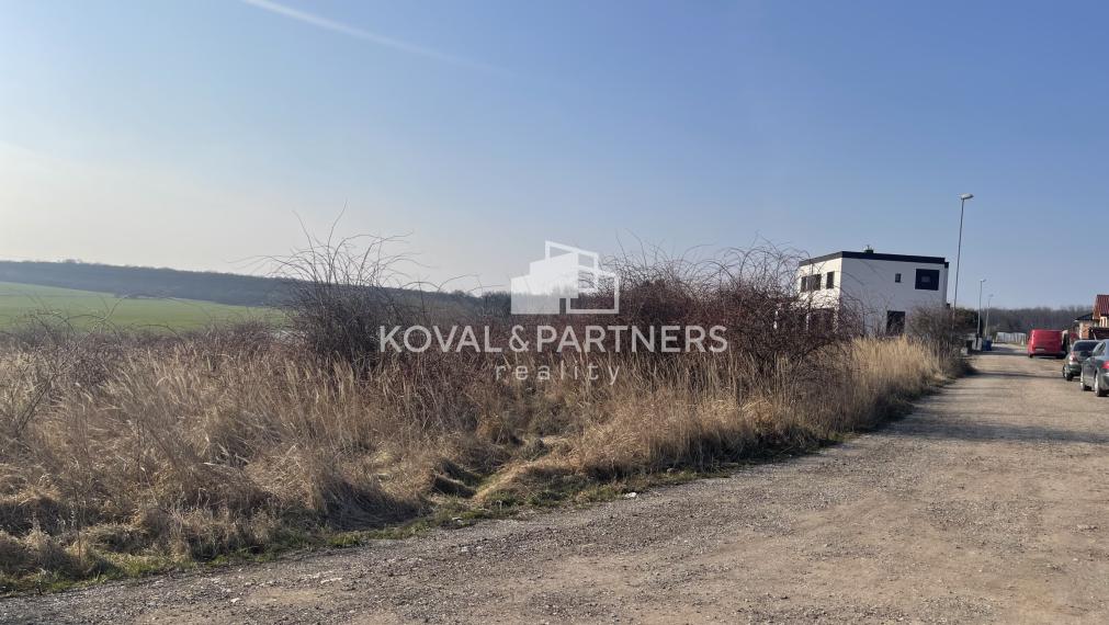 Na predaj pozemok Nový Cabaj