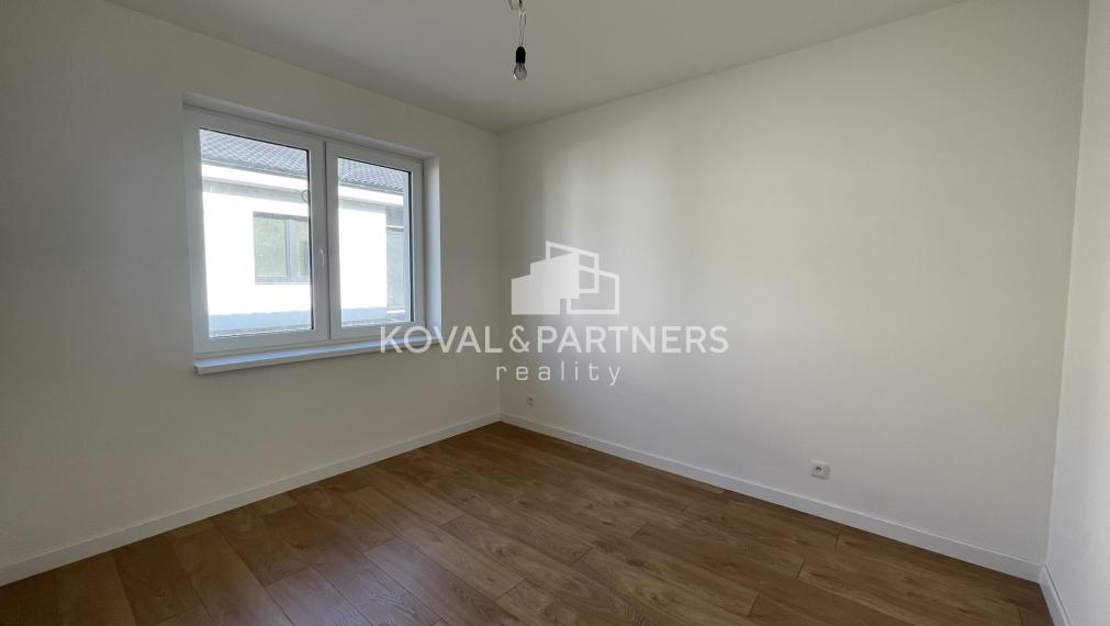 REZERVOVANÉ 4 izbová novostavba v ŠTANDARDE za cenu HOLODOMU - 3D obhliadka