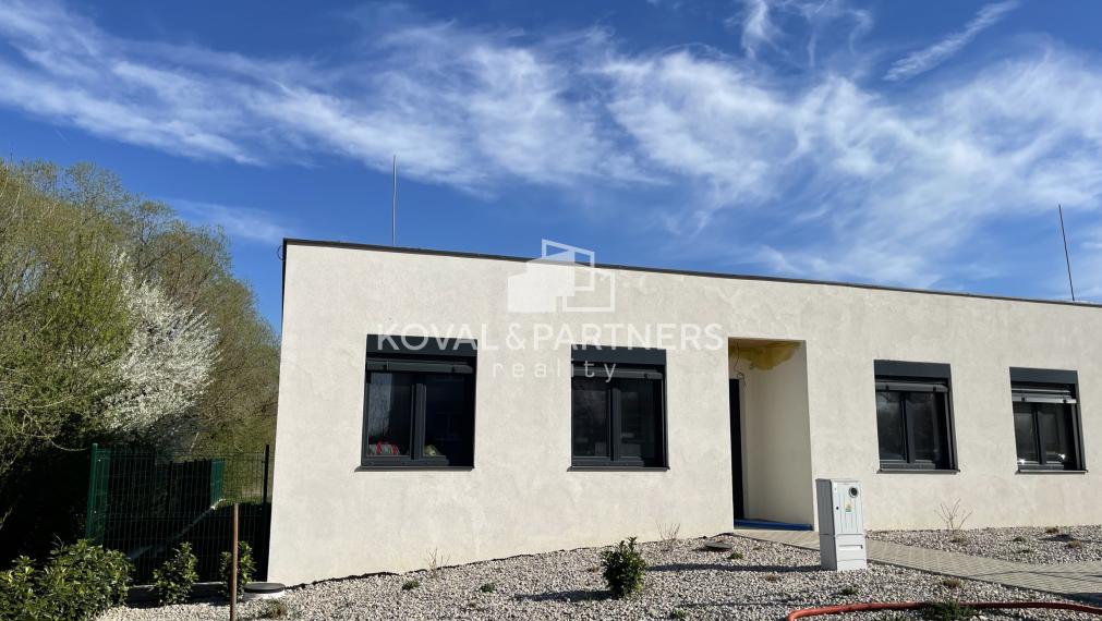 Novostavba 4 izbového rodinného domu v Klasove