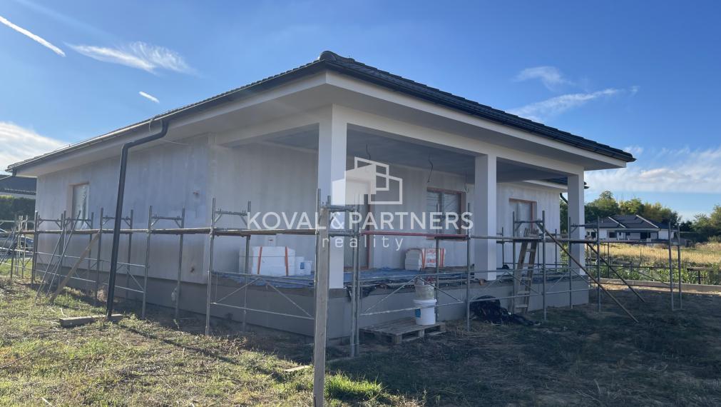 4-izbová novostavba s pozemkom 731 m2 v Nitre na Kyneku