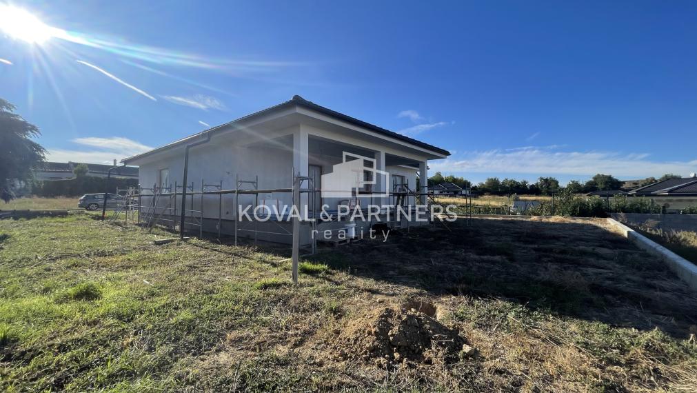 4-izbová novostavba s pozemkom 731 m2 v Nitre na Kyneku