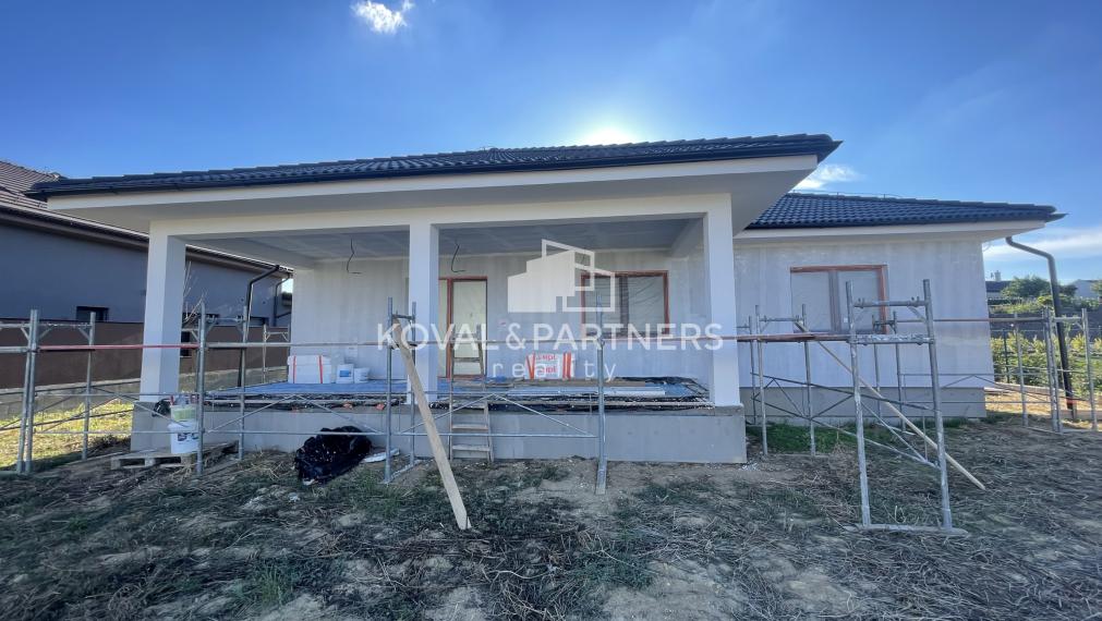 4-izbová novostavba s pozemkom 731 m2 v Nitre na Kyneku