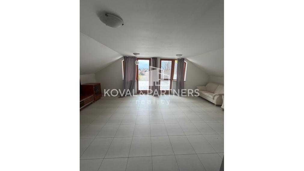 Ponúkame exkluzívne na predaj rodinný dom v obci Lehota