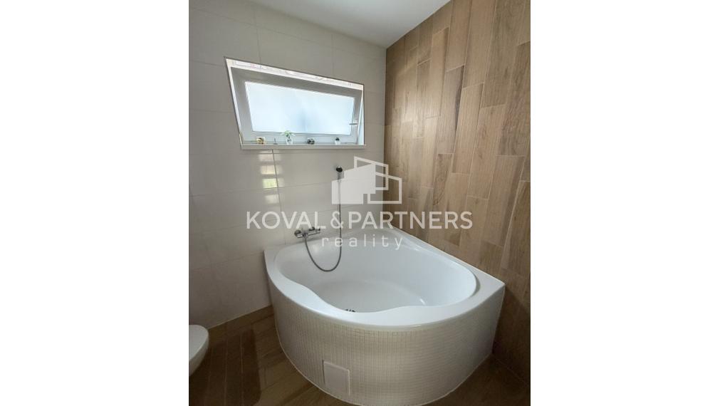 Koval&partners ponúka na predaj rodinný dom v  Svätoplukove