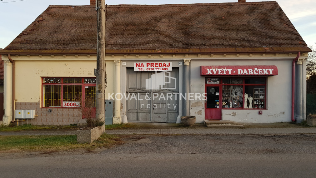 Ponúkame Vám na predaj Obchodné a skladové priestory v Borský svätý Jur.