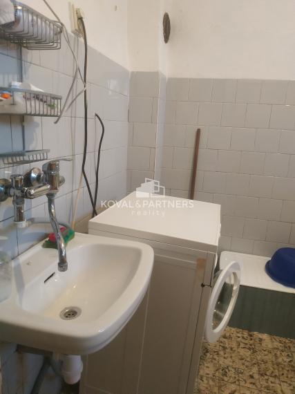 Rodinný dom na 73 á pozemku - Levice - Málaš