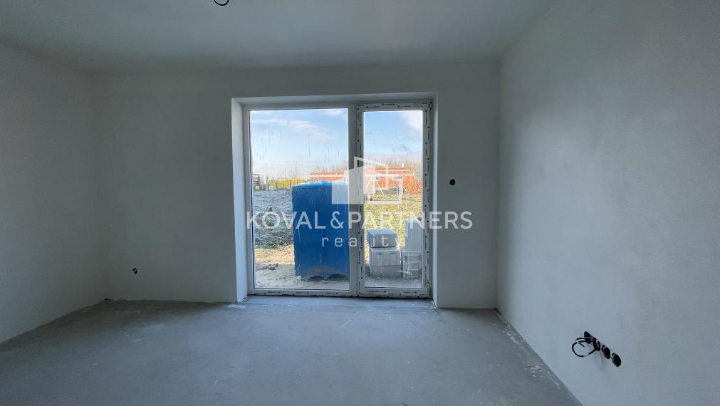 Na predaj novostavba 4 izbového rodinného domu Žitavce