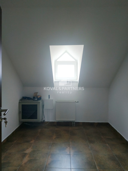 Kancelárske priestory na prenájom - Nitra -  Chrenová