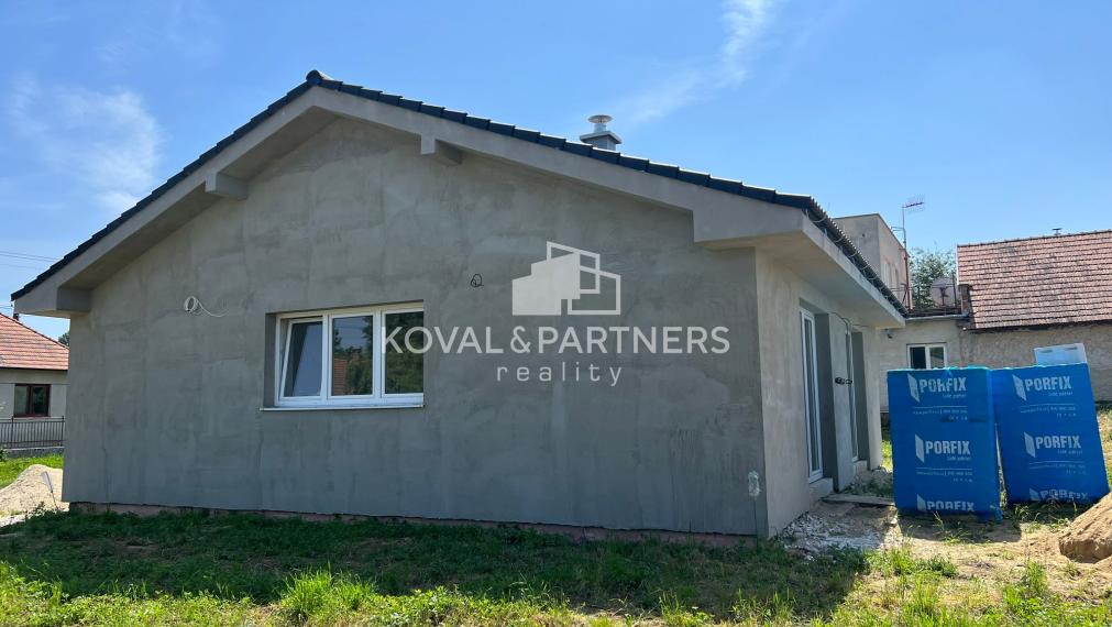 Na predaj novostavba 4 izbového rodinného domu Žitavce