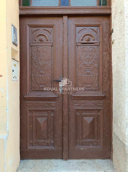 Dva domy so záhradou v centre - Levice