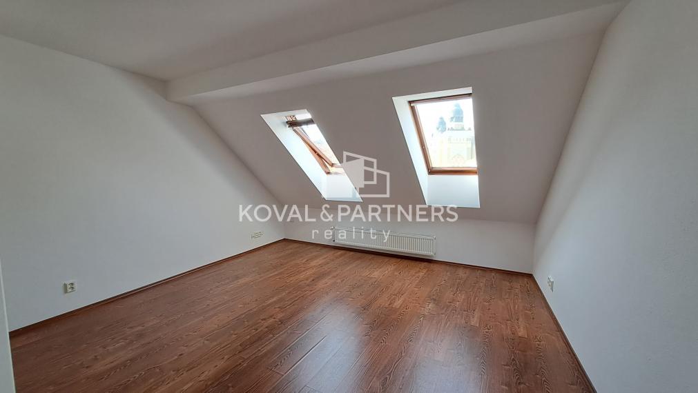 Prenájom priestorov na kancelárie, 3 miestností, 87 m2, Nitra, centrum