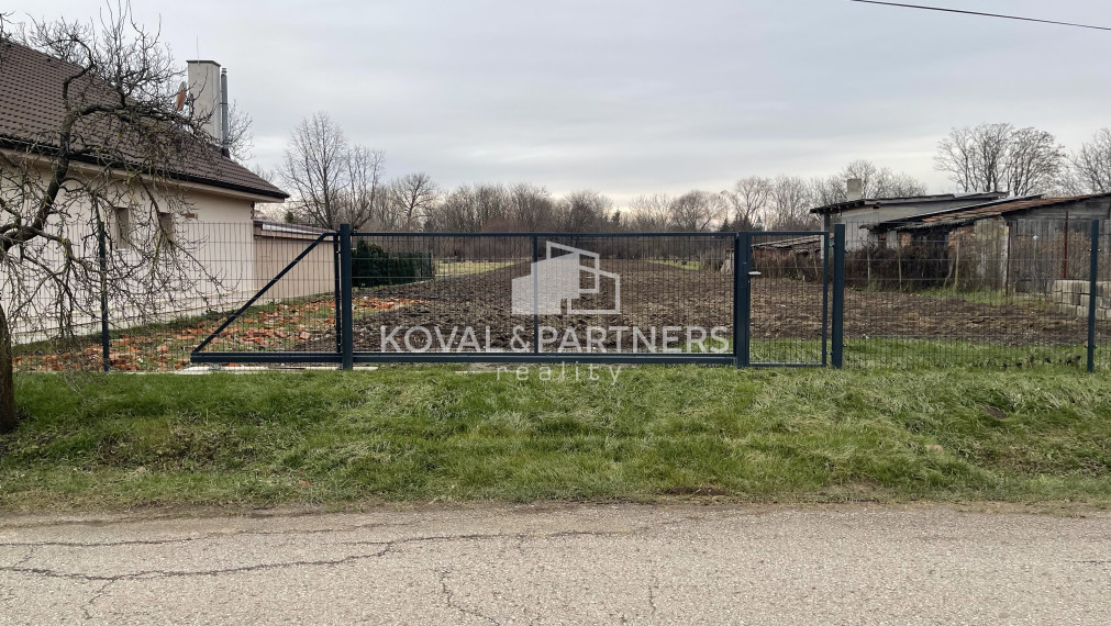 Na predaj pozemok v obci Slepčany