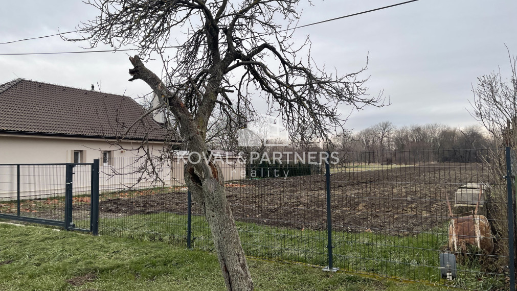 Na predaj pozemok v obci Slepčany