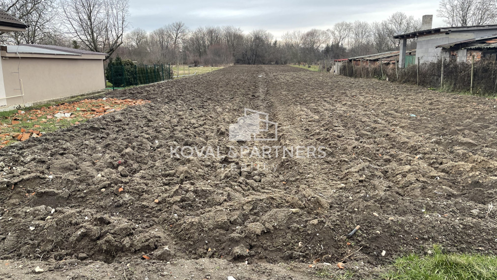 Na predaj pozemok v obci Slepčany