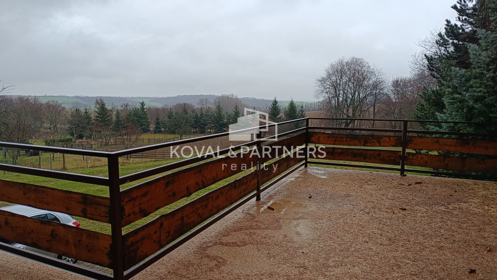 Rekreačný poľovný dom so strelnicou - Horné Otrokovce