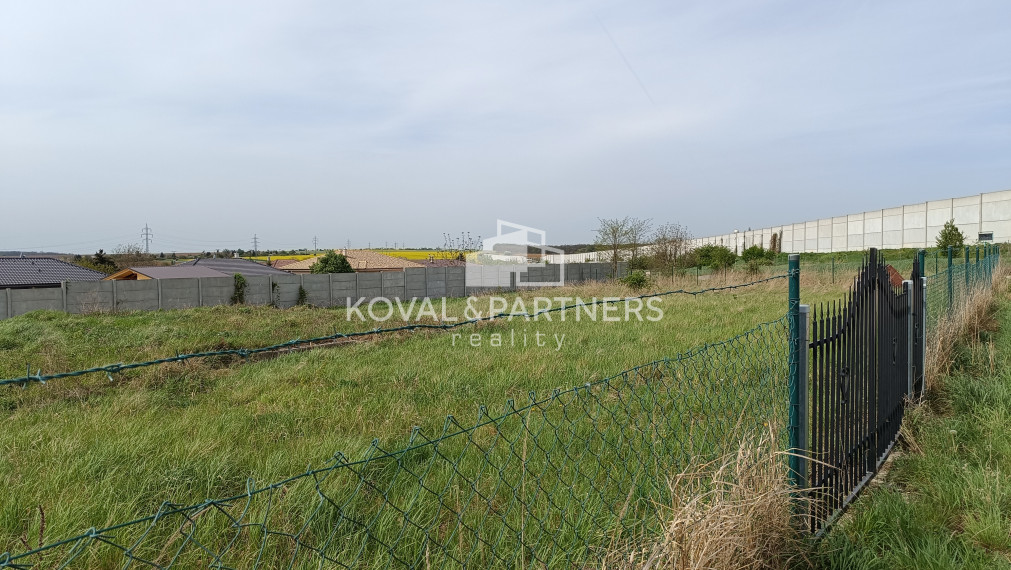 Pozemok 900m2 - Párovské Háje - Nitra