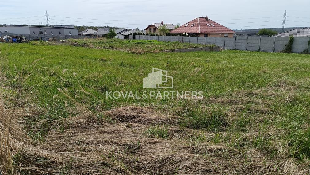 Pozemok 900m2 - Párovské Háje - Nitra