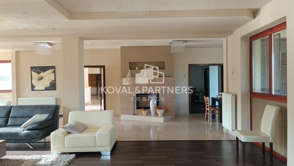 Rodinný dom (10 izieb) na prenájom - Nitra