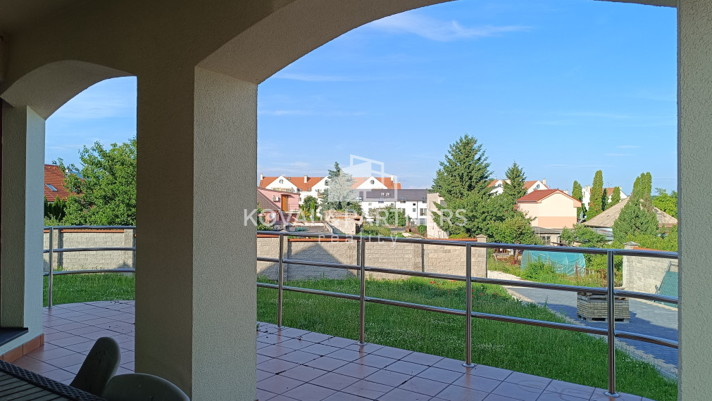 Rodinný dom (10 izieb) na prenájom - Nitra