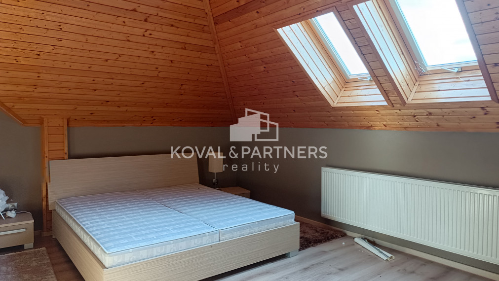 Rodinný dom (10 izieb) na prenájom - Nitra