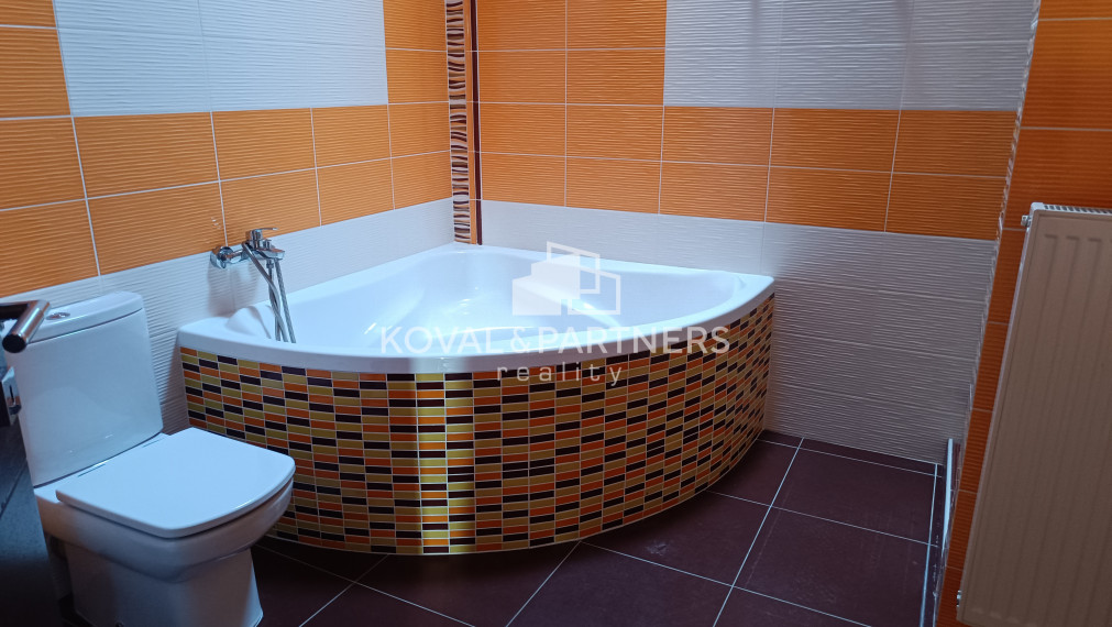 Rodinný dom (10 izieb) na prenájom - Nitra