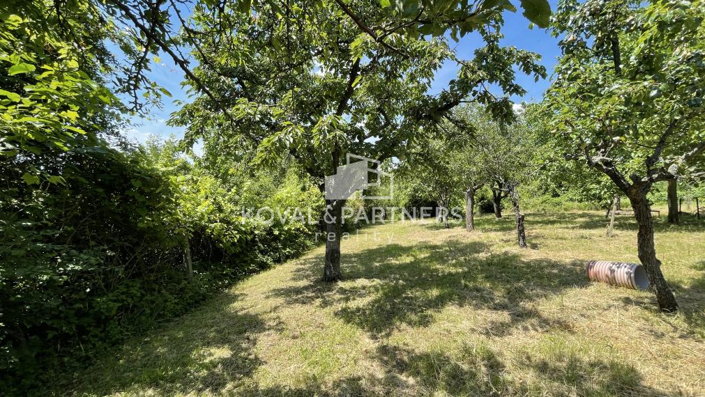 Záhrada s chatkou v Nitre, Dražovce