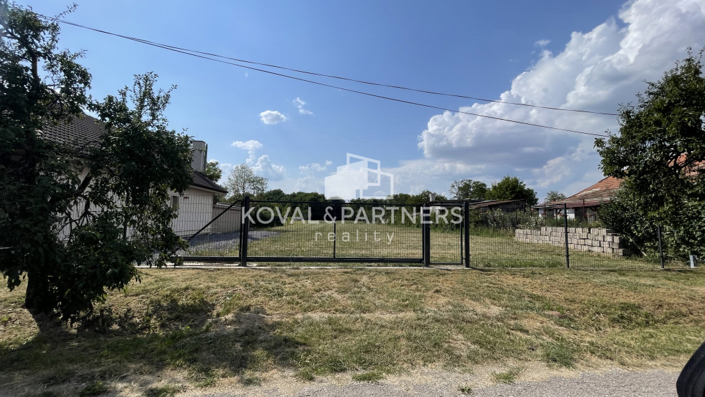 Na predaj pozemok v obci Slepčany