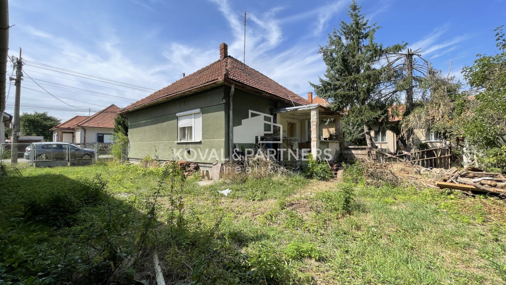 Rodinný dom s pozemkom 1720 m2