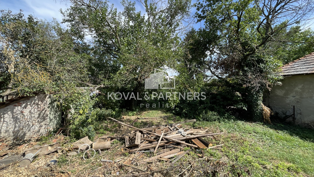 Rodinný dom s pozemkom 1720 m2