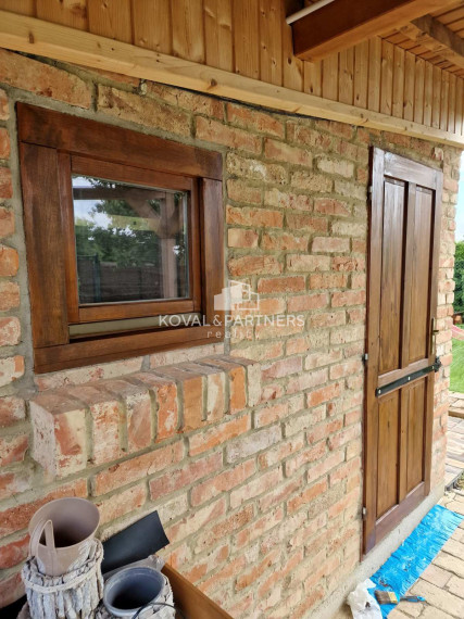 Pekná záhrada s domčekom priamo v meste Šaľa