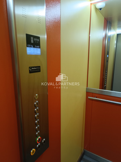 2 izbový byt v centre - Nitra - Párovce