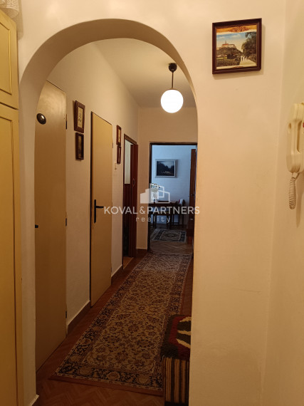 2 izbový byt v centre - Nitra - Párovce