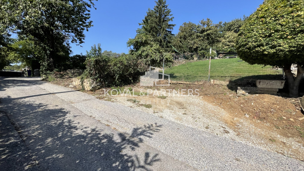 Na predaj pozemok v Nitre na Zobore