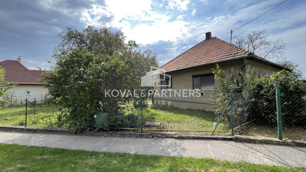 Rezervované Znížená cena - Rodinný dom s pozemkom v Beladiciach