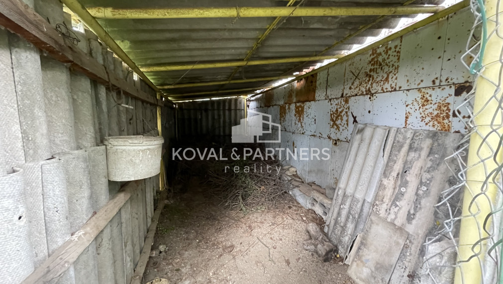 Znížená cena - Rodinný dom s pozemkom v Beladiciach