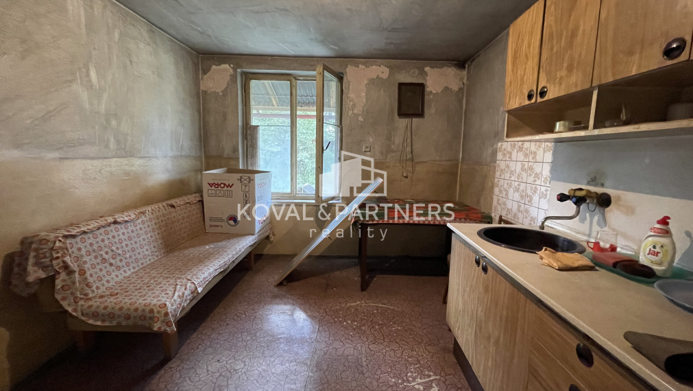 Znížená cena - Rodinný dom s pozemkom v Beladiciach