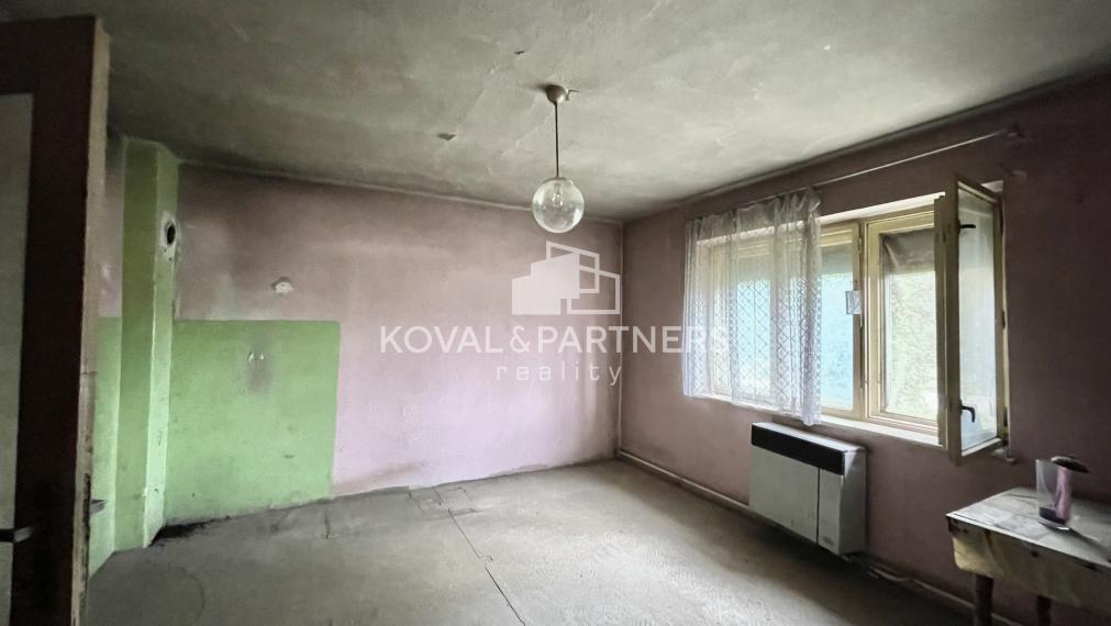 Znížená cena - Rodinný dom s pozemkom v Beladiciach