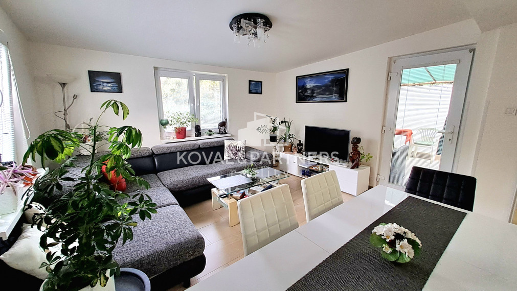 Poschodový rodinný dom, Párovské Háje, pozemok 700 m2