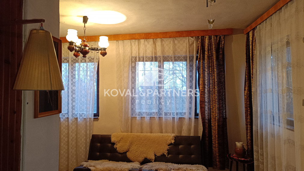 Rodinný dom s veľkým pozemkom - Veľký Kýr