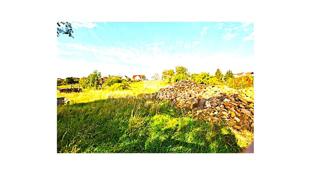 Stavebný pozemok v obci Majcichov